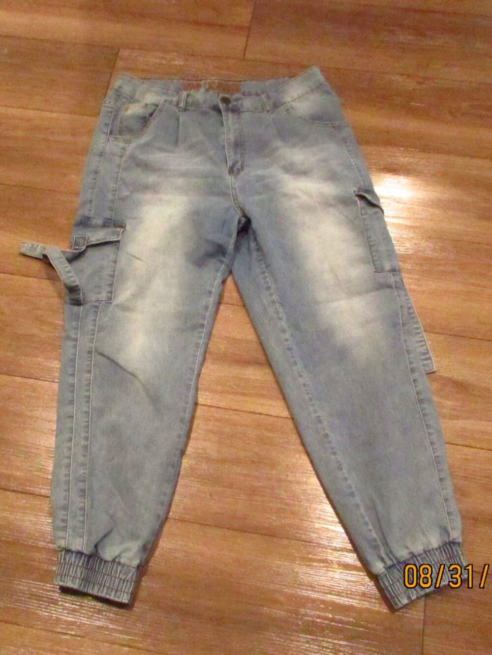 VIP JEANS SIZE 15 CARGO